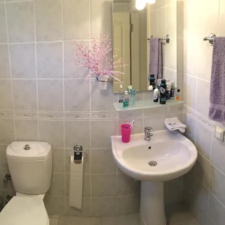 Apartment 3 Bedrooms In Oeluedeniz, Ovacik