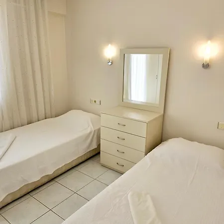 3 Bedrooms In Oeluedeniz, Ovacik Oludeniz