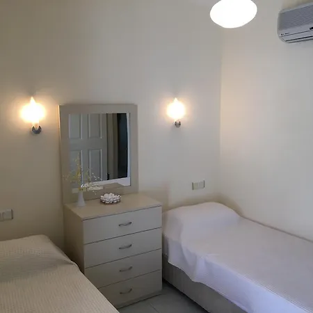 Apartment 3 Bedrooms In Oeluedeniz, Ovacik *