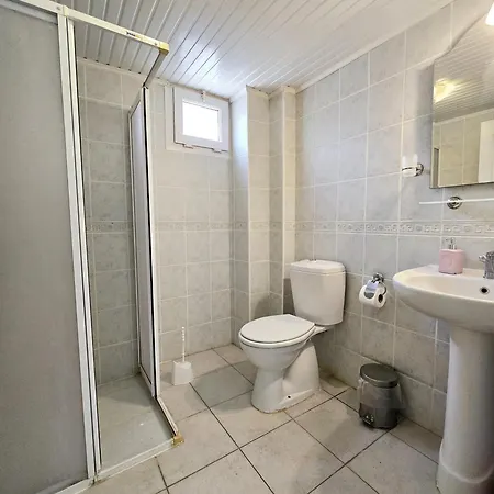 3 Bedrooms In Oeluedeniz, Ovacik Appartement