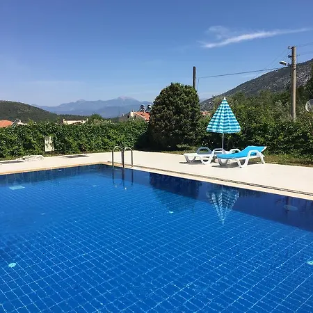 Appartement 3 Bedrooms In Oeluedeniz, Ovacik *